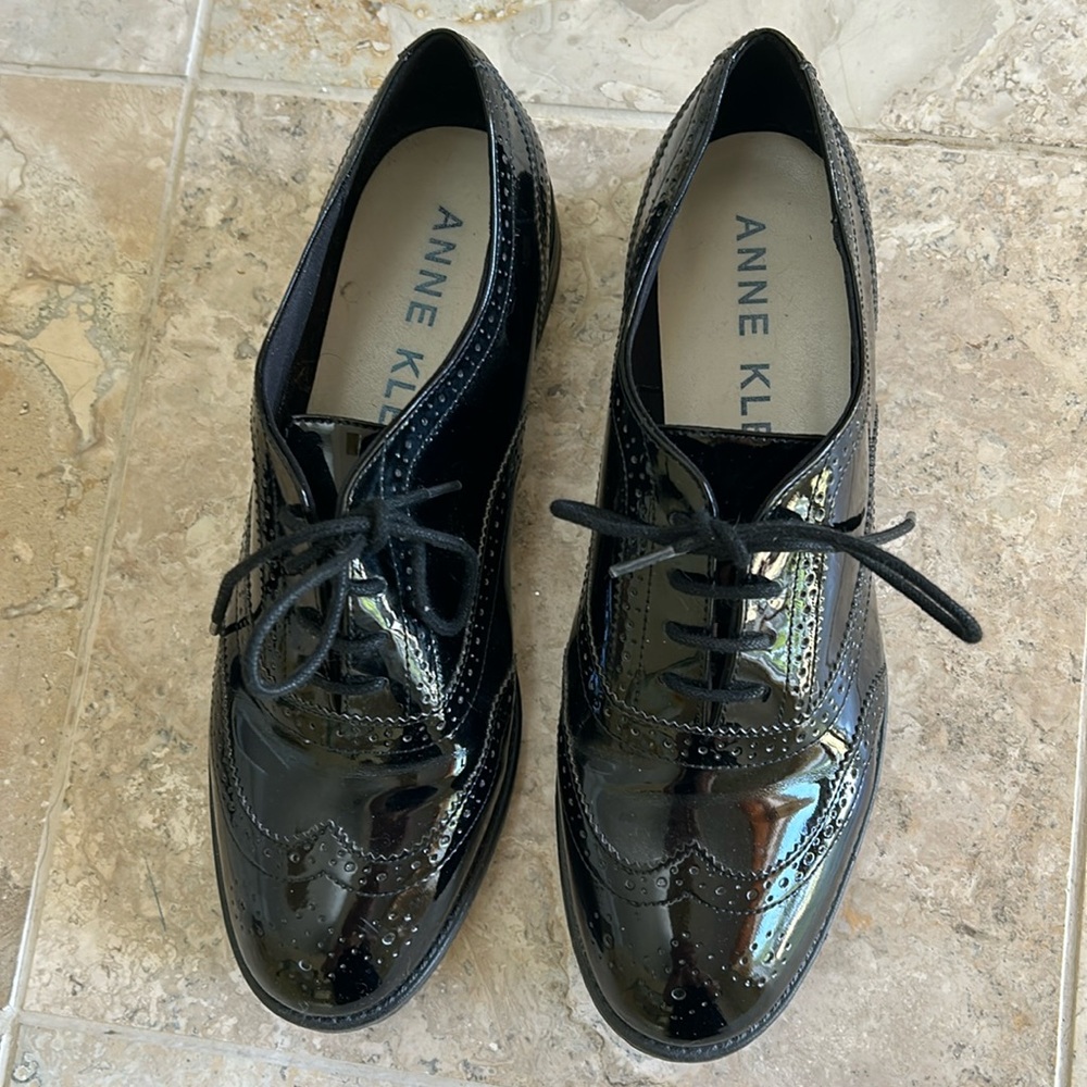 Ann Klein, I flex black loafers size 9